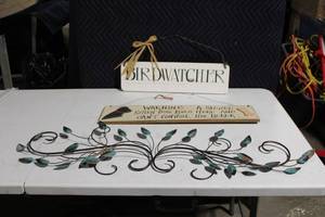 lot 190 image: Set of Metal Wall Art and Wooden Signs - Birdwatcher Themed