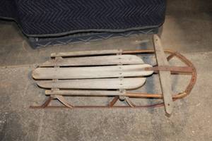 lot 237 image: Vintage Wooden Childs Sled with Metal Runners