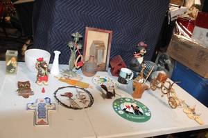 lot 259 image: Diverse Collection of Home Decor Items Including Figurines and Wall Hangings
