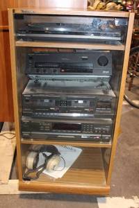 lot B-274 image: Technics Stereo System Complete with Cabinet and Headphones