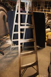 lot 280 image: Vintage Wooden Step Ladder with Metal Reinforcement