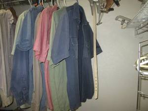 lot 41 image: Mens size medium short and long sl...