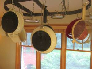 lot 158 image: White Enamel Cookware with lids plu...