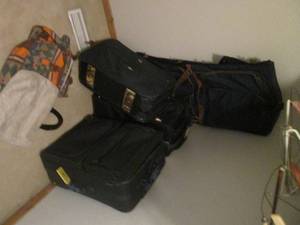 lot 202 image: Variety of suitcases and other lugg...