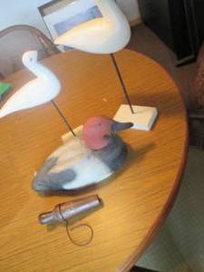 lot 246 image: Vintage carved Wood Seagulls and du...