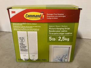 lot 60 image: 3M Cammond Hanging Strips