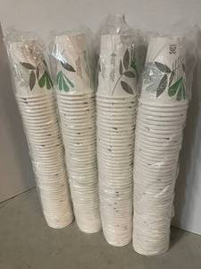 lot 67 image: Dixie Paper Hot Cups