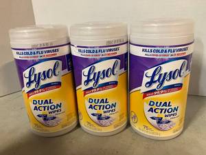 lot 143 image: Lysol Dual Action Wipes
