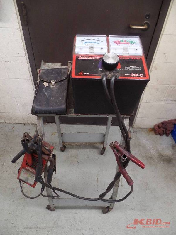 lot 13 image: Battery Tester