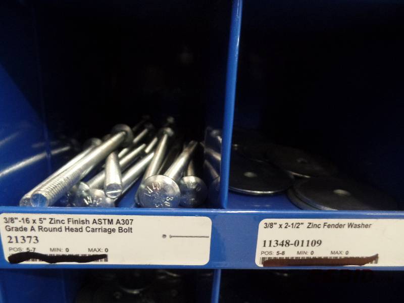 lot 109 image: New Fasteners