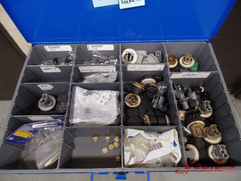 lot 116 image: New Bulbs and Sockets