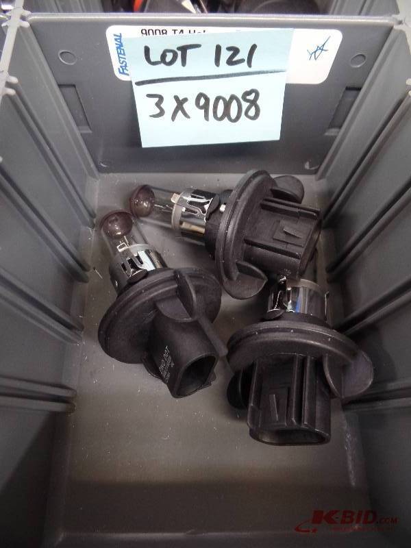 lot 121 image: New Halogen Bulbs
