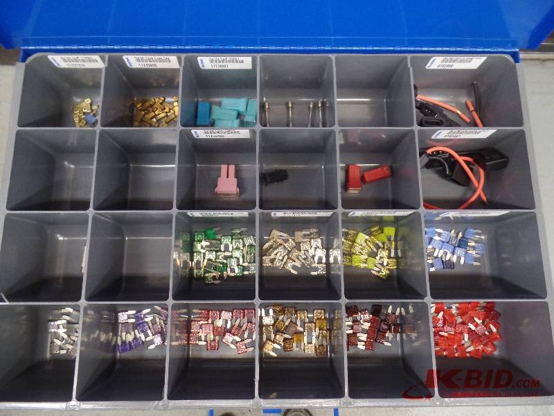 lot 127 image: New Fuses