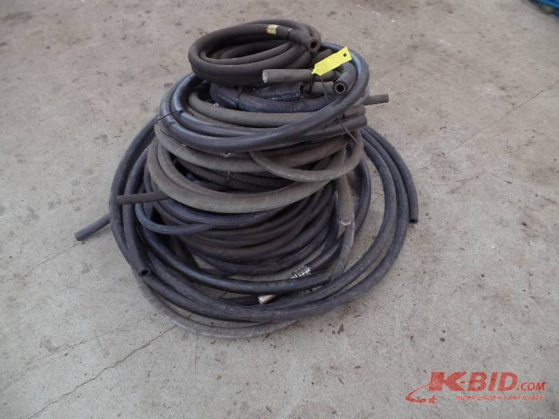 lot 200 image: Hose