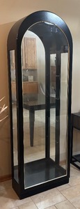 lot 6 image: Arched Curio Cabinet  Display Cabinet