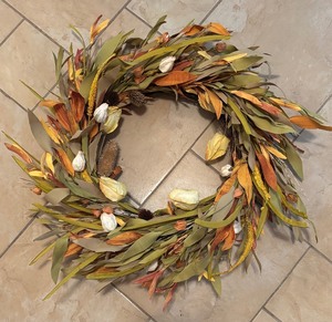 lot 68 image: Beautiful Wreath