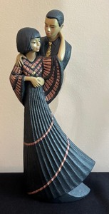 lot 29 image: Harmony Oriental Princess Sculpture by Parastone for Enesco