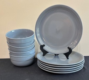 lot 87 image: Grey Plates and Bowls by Mainstays