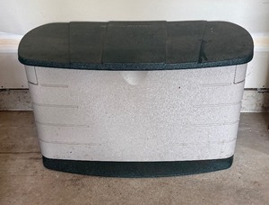 lot 144 image: Rubbermaid Outdoor Storage Box