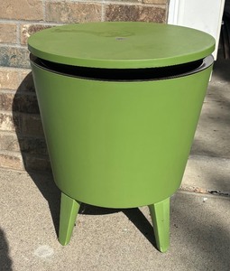 lot 145 image: Amuck Vintage Atomic Pop-Top Cooler