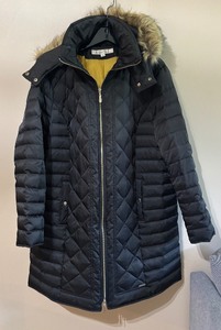 lot 194 image: Kenneth Cole Coat Size 1X