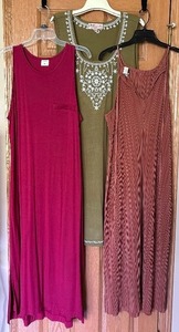 lot 175 image: Pretty Lightweight Summer Dresses