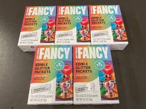 lot 48 image: TROL - Pack of 5 Boxes Fancy Sprinkles Mystery Edible Glitter Packets