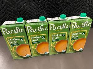 lot 246 image: UT 3 - Set of 4 Pacific Foods Organic Chicken Broth, 32 oz Each