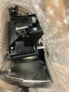 lot 18 image: ECCPP Headlight Assembly for GM XL 1500 2500 1999-2007