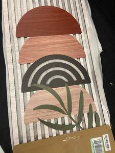 lot 63 image: 168 - IARTTOP Mid Century Modern Decor Wall Art