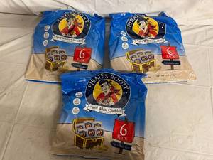 lot 68 image: 3 x 6ct Bags of Pirates Booty White Cheddar Popcorn