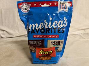 lot 88 image: Bag of Hersheys Americas Favorite Candy Bars