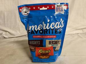 lot 89 image: Bag of Hersheys Americas Favorite Candy Bars