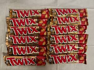 lot 239 image: 12 Twix Candy Bars