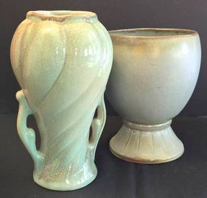 lot 75 image: Vintage Distinctive Francoma & Gonder Pottery Vases