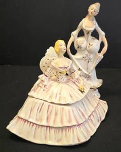 lot 180 image: Unique Vintage Ceramic Trinket Box & Vintage Porcelain Noble Couple Figurine