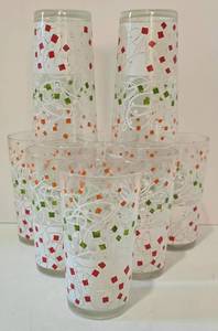 lot 193 image: Vintage Hazel Atlas Confetti High Ball Glass Set