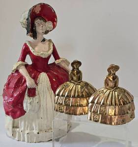 lot 204 image: Vintage Southern Belle Inspired Door Stop & Bells