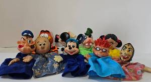 lot 207 image: Collection of Vintage Hand Puppets
