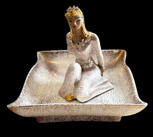 lot 33 image: Vintage Mid Century Gold-Tone Decorative Yona California Ceramic Lady Figurine and Tray