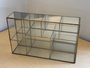lot 69 image: Vintage Wall Hanging Display Case with Glass Panels
