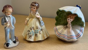 lot 71 image: Vintage Josef Originals Ceramic Figurines - Set of 3