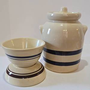 lot 311 image: Roseville & McCoy Pottery Options