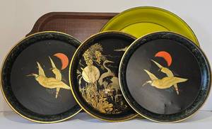 lot 322 image: Eclectic Vintage Tray Selection