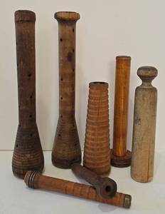 lot 327 image: Vintage Spools & Cork Inserter Collection