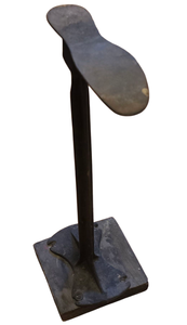 lot 330 image: Antique Cast Iron Cobblers Shoe Stand
