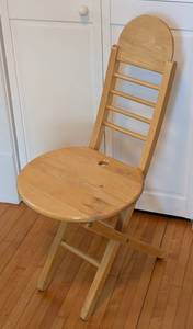 lot 215 image: Blonde Wood Folding Chair