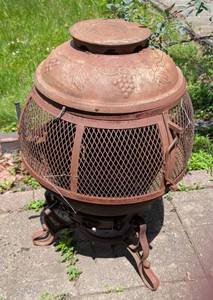 lot 305 image: Outdoor Iron Chiminea