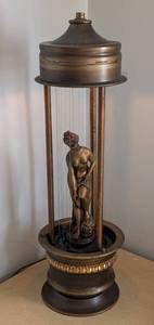 lot 346 image: Vintage Mineral Oil Rain Lamp
