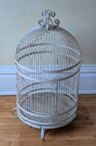 lot 349 image: Vintage Painted Metal Birdcage